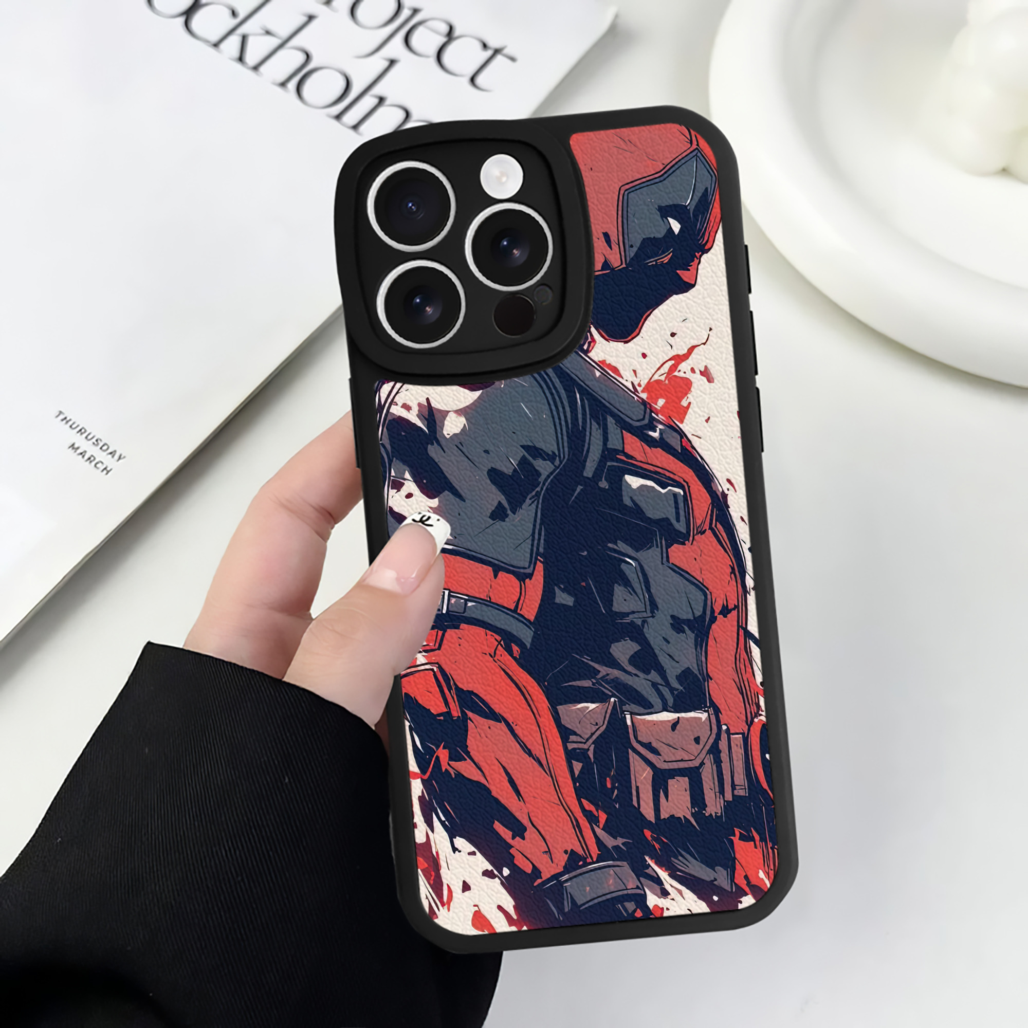 （画像用） Deadpool デッドプール 【iPhone 16シリーズ対応】シリコンスマホケース（レザー調） 材質：シリコン